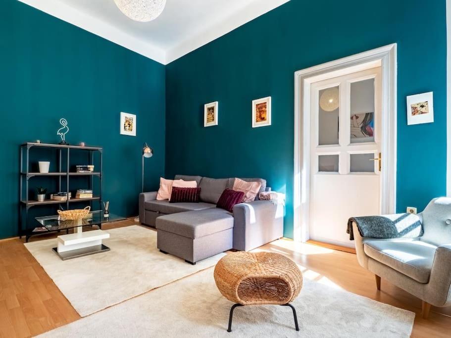 Sunshine Apartment - With Garage Budapest Esterno foto